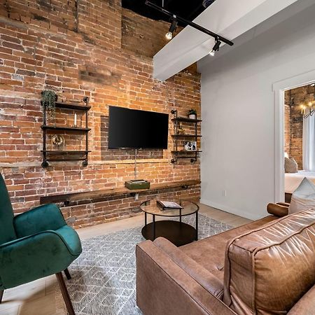The Goodman: Front Street Flats Apartment Белвил Екстериор снимка